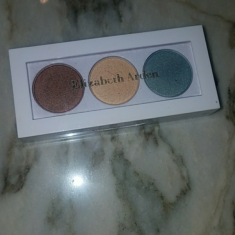 Elizabeth Arden Eyeshadow Trio